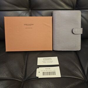 Louis Vuitton Small Ring Agenda Cover Epi Leather light Lavender Color